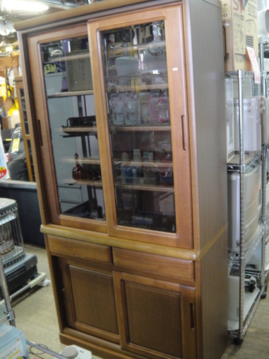 引き戸　ダイニングボード　食器棚　キッチン収納　フリーボード