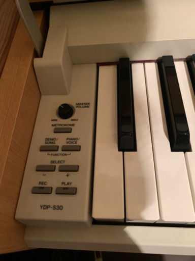 YAMAHA 電子ピアノ　ARIUS（アリウス）