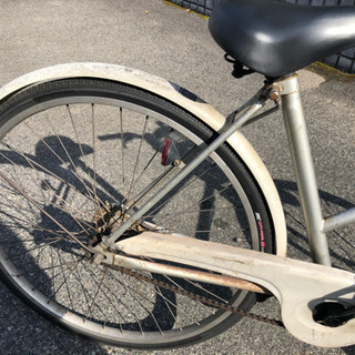 引っ越しに伴い、譲ります。