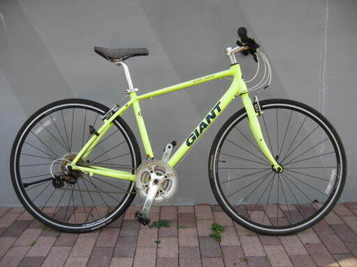 GIANT ESCAPE R3　 ジャイアント エスケープ R3　クロスバイク　管理NO20200318-5