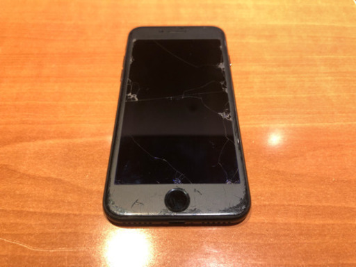 iPhone iPhone7 Black 128GB au