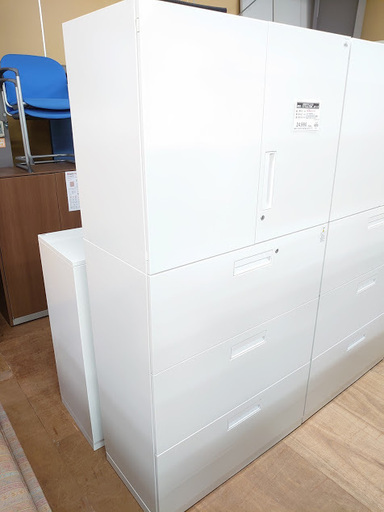 【店舗同時販売中】KOKUYO/コクヨ　両開き・ラテラル上下書庫　エディア