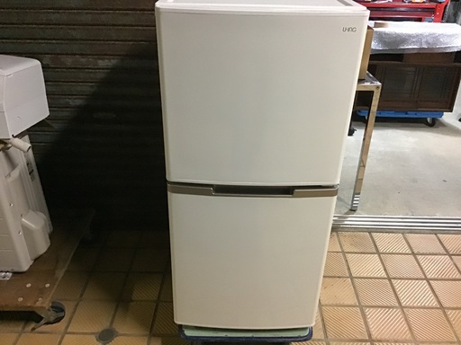 2018年製　冷蔵庫