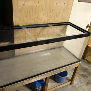 アクリル水槽 中古