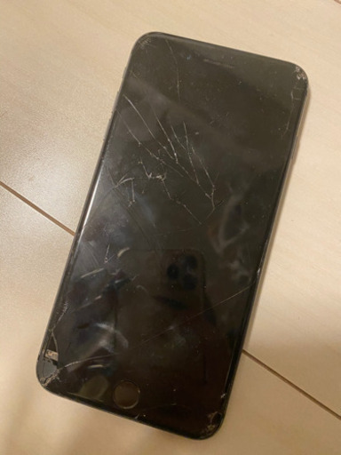 iPhone8プラス