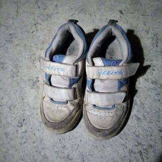 ヒーリーズ★スケボー★インラインスケート