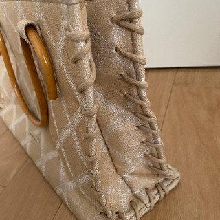 【お値下げしました】SamanthaThavasa キャンバス ウッド ハンドバッグ　ベージュの画像