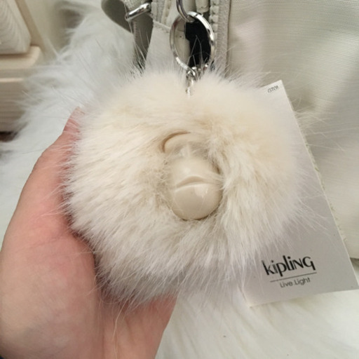 最終の値上げ　新品　キプリングショルダーバッグ