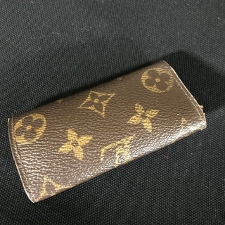 LV ルイヴィトン キーケース モノグラムライン ミュルティクレ4の画像
