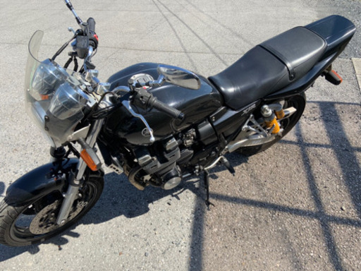 ヤマハ　XJR400R
