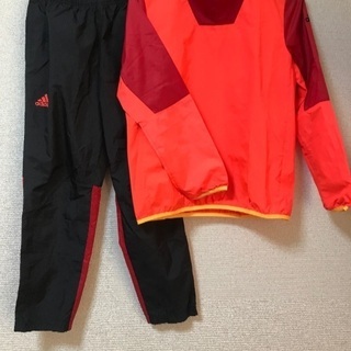 アディダス　adidas ピステ