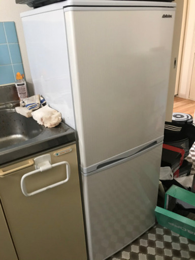 冷蔵庫　143L 2018年購入