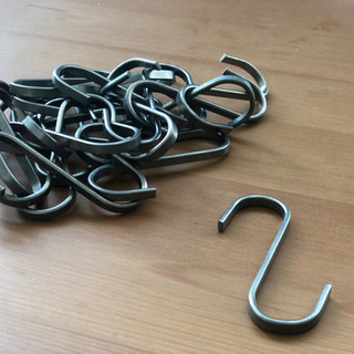 使用品　メタル Sフック x23個
