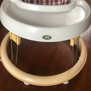 中古歩行器差し上げます。