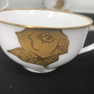 店舗同時販売中｜値下げしました！】大倉陶園 金蝕バラシリーズ カップ