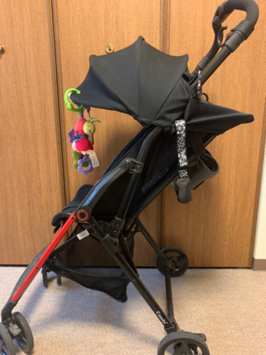 ベビーカー　バギー　ワンタッチで開け閉め　コンビ F2 レッド
