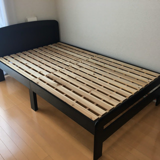 【差し上げます】ニトリ セミダブルベッドの画像