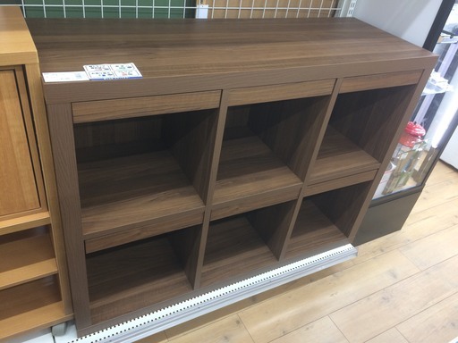 お部屋の模様替えに！開閉自由自在のシェルフのご紹介！