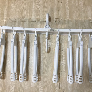 値下げ可能　Francfranc 八連　ハンガー　ワンタッチの画像