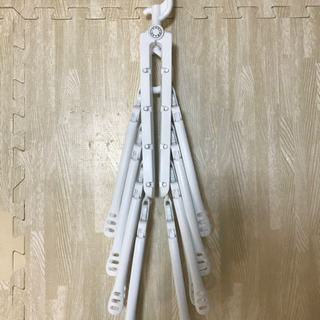 値下げ可能　Francfranc 八連　ハンガー　ワンタッチの画像