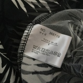 ストレッチ素材リラックスパンツ、ボタニカル柄、ウエストゴムused美品◆６９◆おまとめ値引き対応品◆の画像