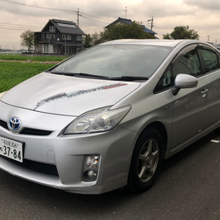 トヨタ　プリウス　商談中