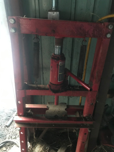 油圧プレス12ton