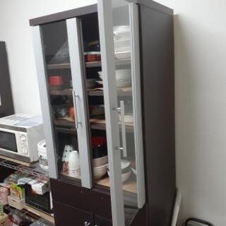 一人暮らし用食器棚(足りないパーツあり)の画像