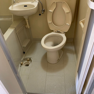 特殊清掃、ゴミ屋敷、清掃、格安で承ります。 We offer c...