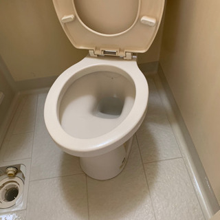 トイレ掃除、６，０００円～格安にて承ます。英語対応しております。We offer toilet cleaning for cheap cost (about 6,000 Yen). We also have English speaking staff for inquiries. - ハウスクリーニング
