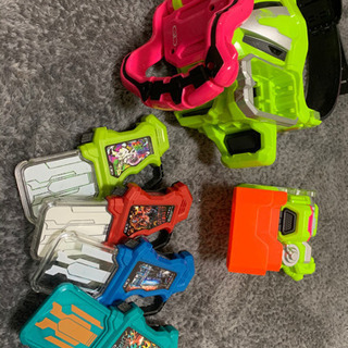 エグゼイドベルト、スカーレットバイオリン