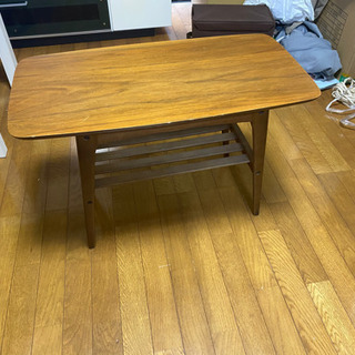 引っ越しの為出品！オシャレテーブルの画像