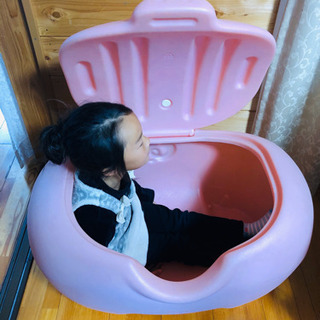 ブタさんのおもちゃ箱の画像