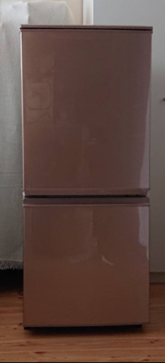 シャープ　ピンク　冷蔵庫