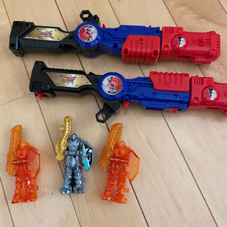 代々レンジャーのおもちゃ　セットの画像