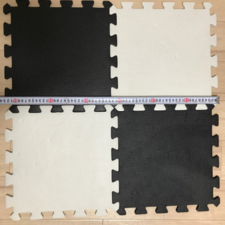 ジョイントマット（白、黒）の画像