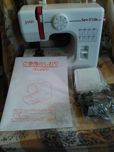 ジャノメミシン　Sew D'Lite  JA525 中古品