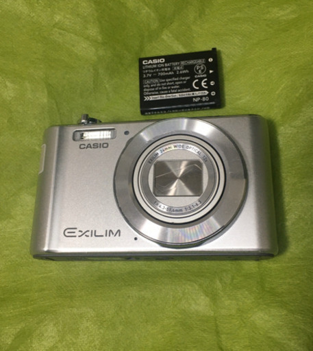 カメラ CASIO EXILIM EX-ZS180SR