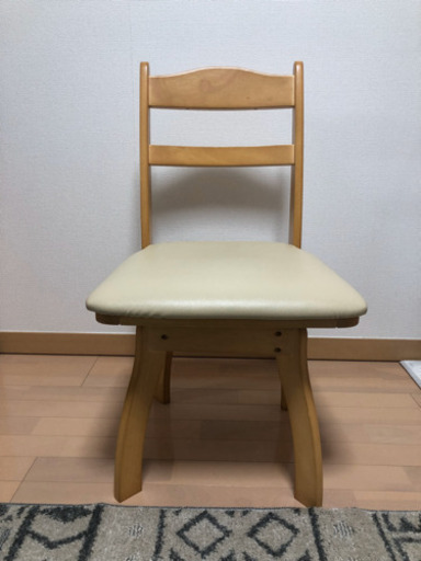 【1脚でも可！2脚で4,000円】ニトリ 回転式ダイニングチェア ライトブラウン　椅子