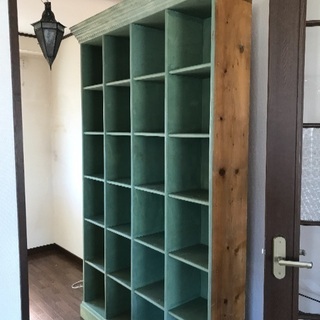 アンティーク 本棚 大型 引き取り可能な方の画像
