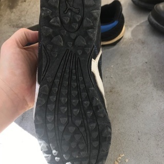 PUMAフットサルシューズ 23.5センチの画像