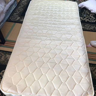 シングルベッド