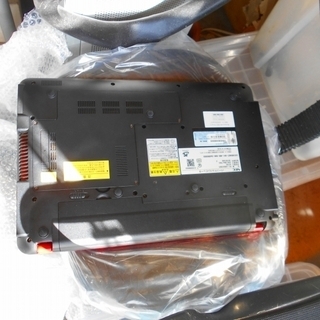 NEC Lavie LS550/CS6 ラベルズリーレッドの画像