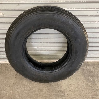 バリ山【格安】2010年製　中型用　225/80R17.5　BS　R115　１本　ファイター・フォワード・レンジャー