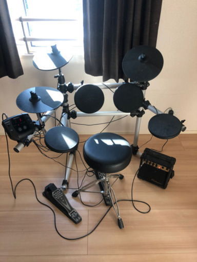 電子ドラム　受け取り相手決まりました。