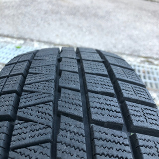 ナンカンスタッドレスタイヤ(3ヶ月使用のみ)ESSN-1 ホイール無し4個セットの画像
