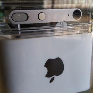 iPod shuffle 2GB シルバーの画像