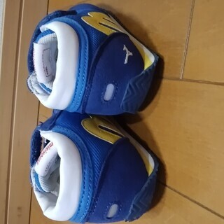 赤ちゃん（男の子）の靴　13.5cm - 手伝いたい/助けたい