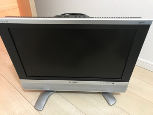 22型シャープAQUOS