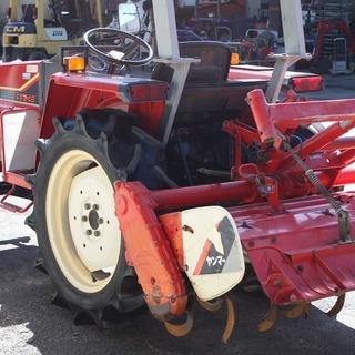 【SOLD OUT】ヤンマ トラクター FF245 24馬力 パワステ 4WD バイザー【農機具でっく】【福岡】【トラクター】の画像